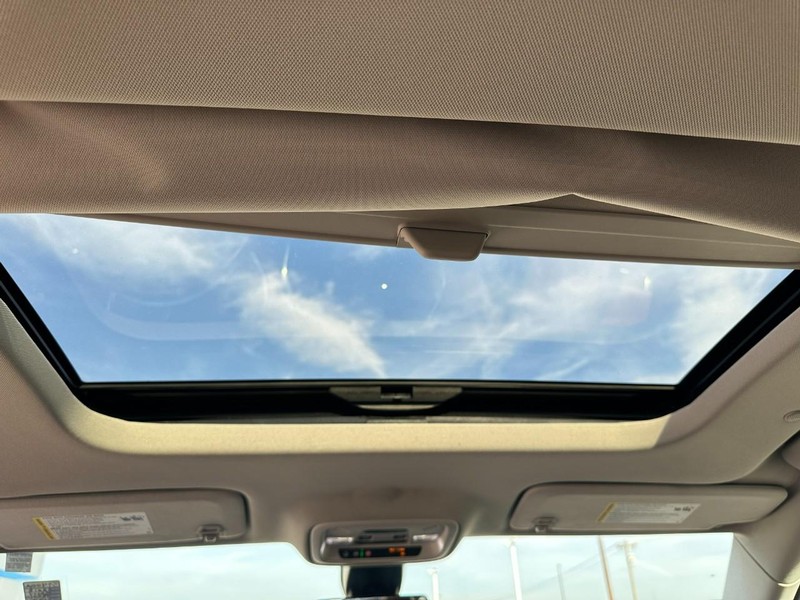 Chevrolet Traverse Vehicle Full-screen Gallery Image 13