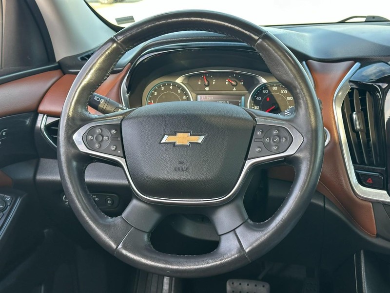 Chevrolet Traverse Vehicle Full-screen Gallery Image 15