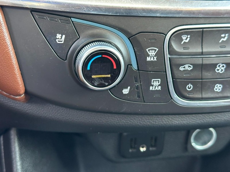 Chevrolet Traverse Vehicle Full-screen Gallery Image 26