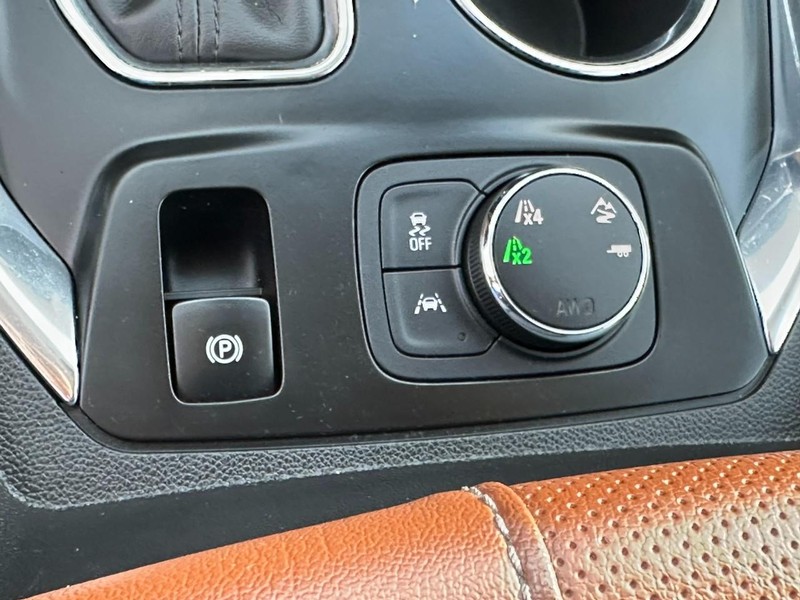 Chevrolet Traverse Vehicle Full-screen Gallery Image 27