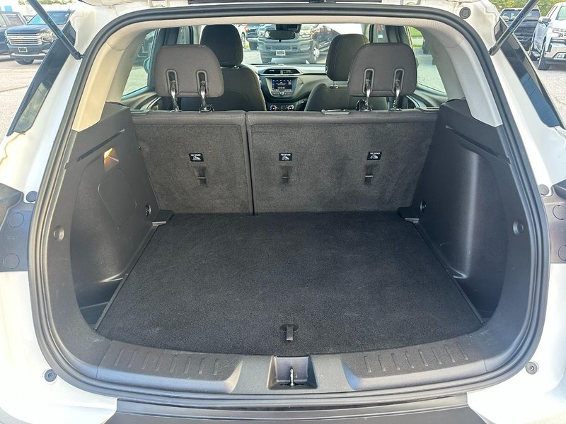 Chevrolet Trailblazer Vehicle Full-screen Gallery Image 5