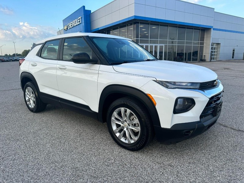 Chevrolet Trailblazer Vehicle Full-screen Gallery Image 8