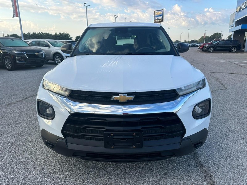 Chevrolet Trailblazer Vehicle Full-screen Gallery Image 9