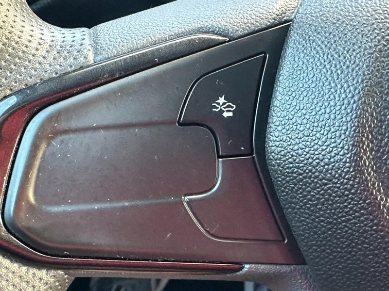 Chevrolet Trailblazer Vehicle Full-screen Gallery Image 18