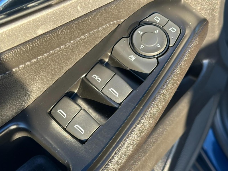 Chevrolet Traverse Vehicle Full-screen Gallery Image 16