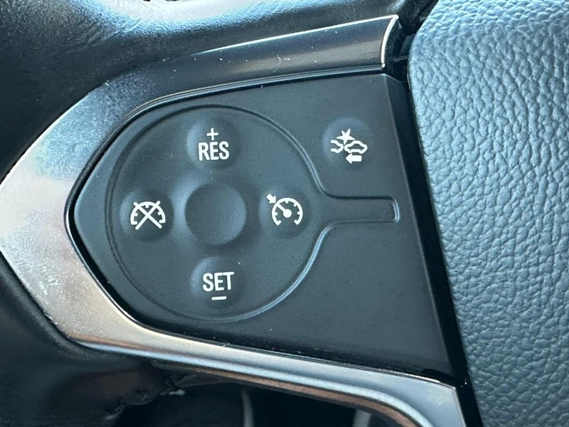 Chevrolet Traverse Vehicle Full-screen Gallery Image 18