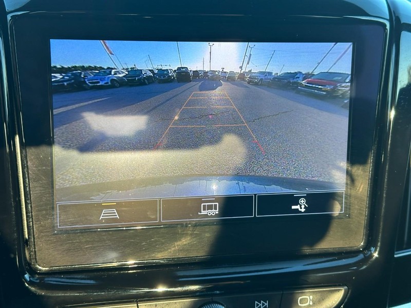 Chevrolet Traverse Vehicle Full-screen Gallery Image 22