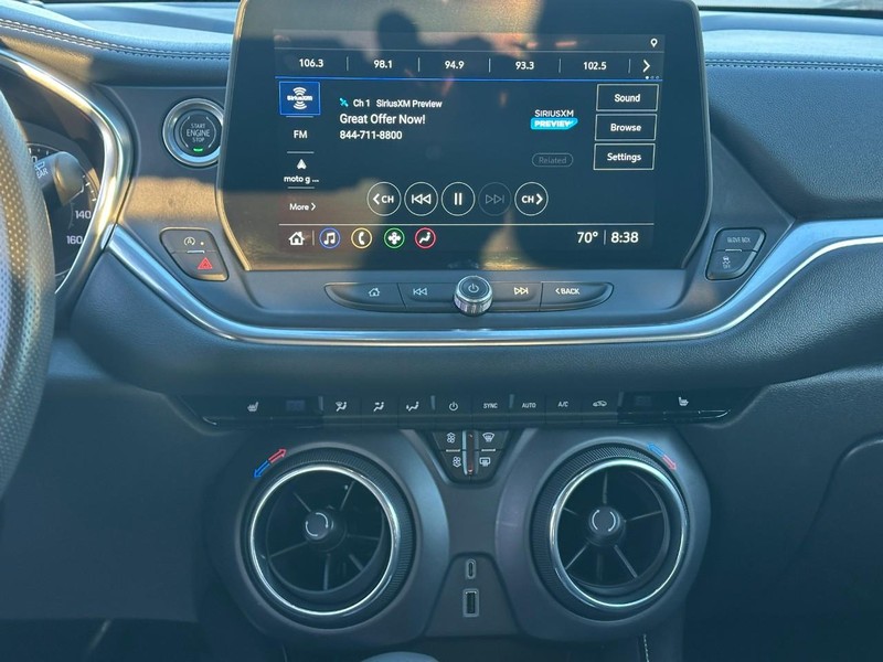 Chevrolet Blazer Vehicle Full-screen Gallery Image 12