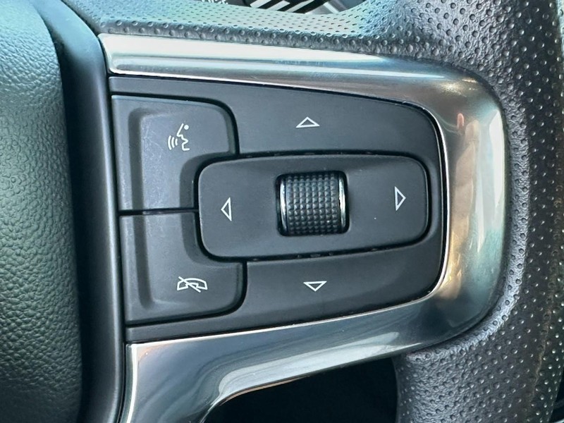 Chevrolet Blazer Vehicle Full-screen Gallery Image 18