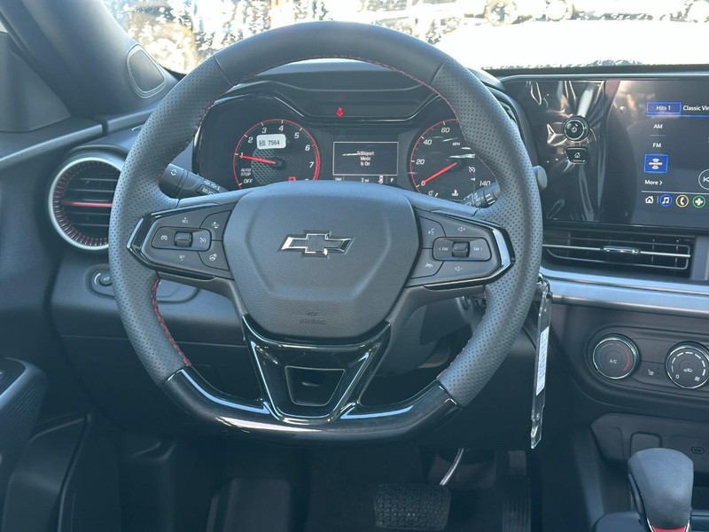 Chevrolet Trax Vehicle Full-screen Gallery Image 7