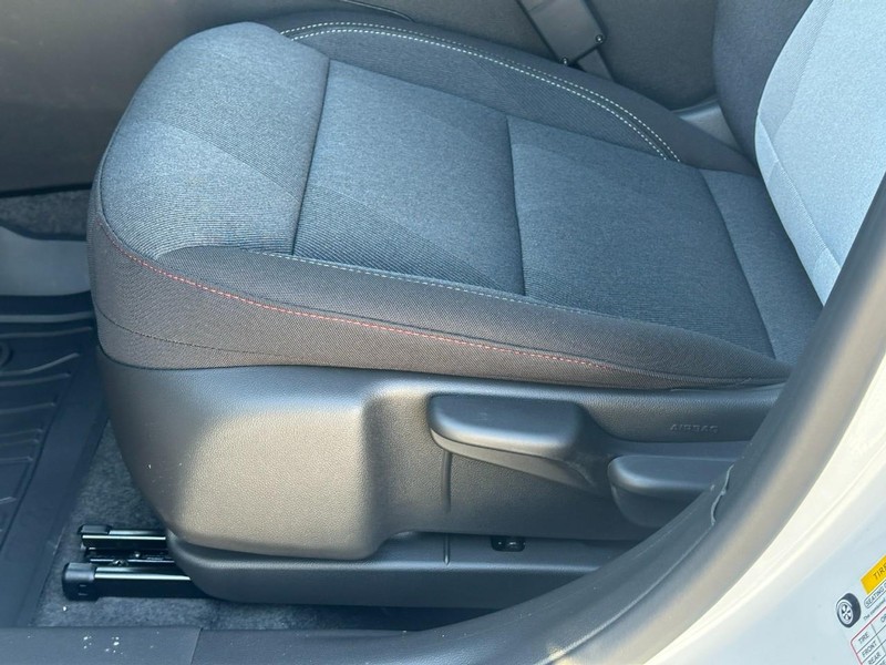 Chevrolet Trax Vehicle Full-screen Gallery Image 11