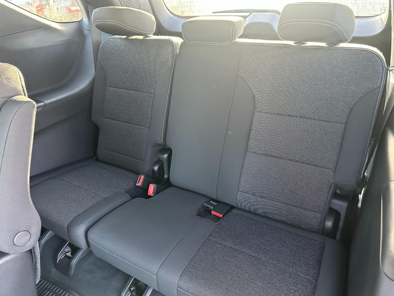 Chevrolet Traverse Vehicle Full-screen Gallery Image 5