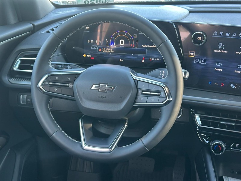 Chevrolet Traverse Vehicle Full-screen Gallery Image 8