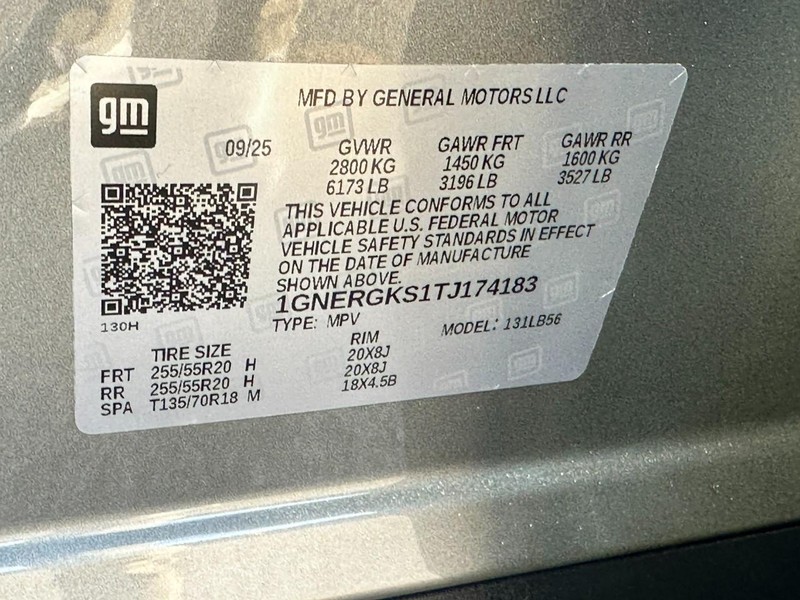 Chevrolet Traverse Vehicle Full-screen Gallery Image 16