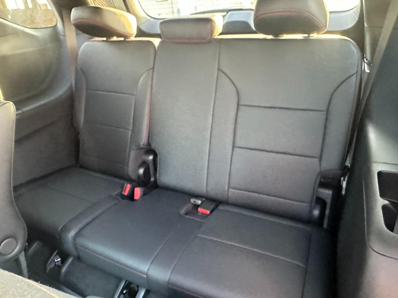 Chevrolet Traverse Vehicle Full-screen Gallery Image 5