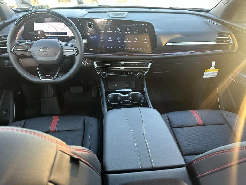 Chevrolet Traverse Vehicle Full-screen Gallery Image 8