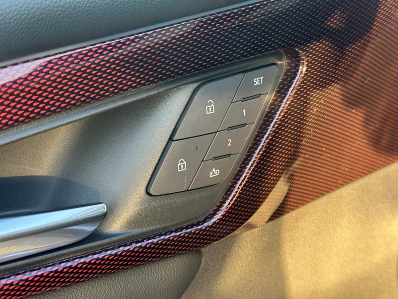 Chevrolet Traverse Vehicle Full-screen Gallery Image 13