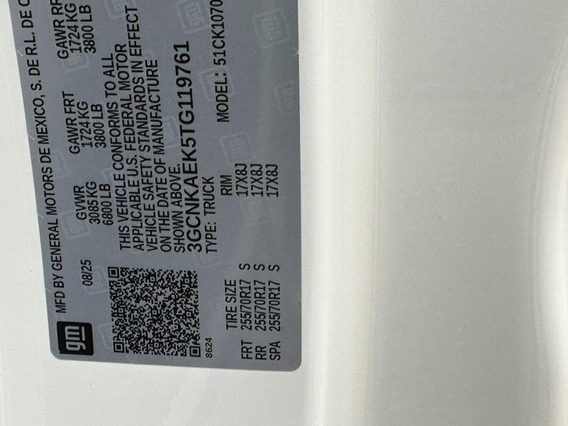 Chevrolet Silverado 1500 Vehicle Full-screen Gallery Image 13