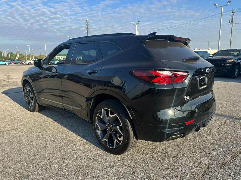Chevrolet Blazer Vehicle Full-screen Gallery Image 3