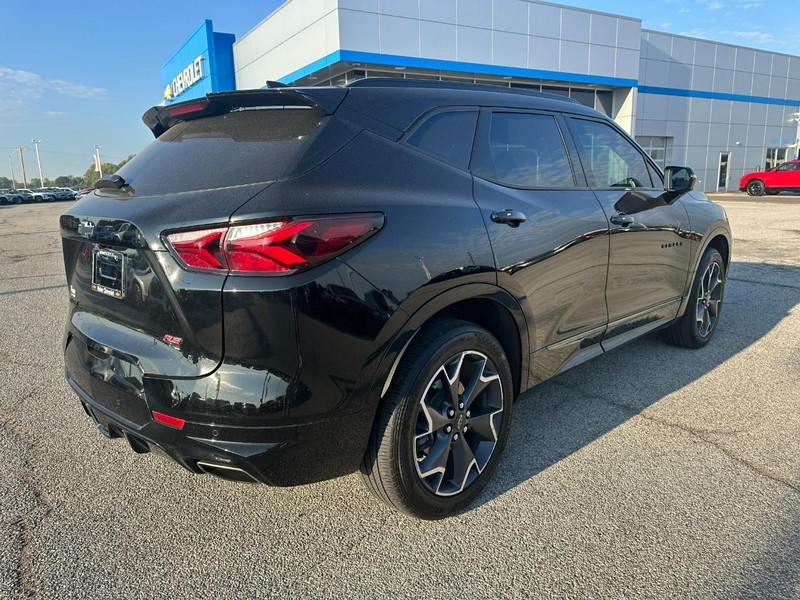 Chevrolet Blazer Vehicle Full-screen Gallery Image 7