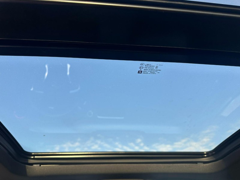 Chevrolet Blazer Vehicle Full-screen Gallery Image 11