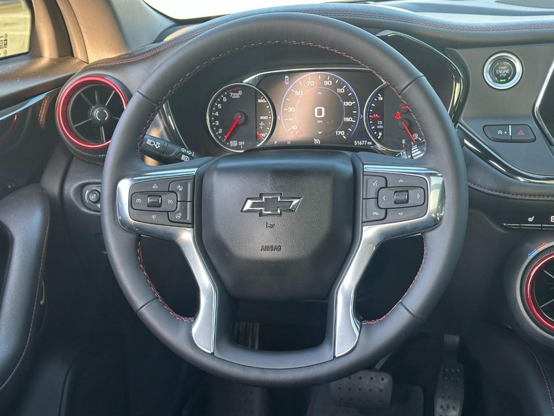 Chevrolet Blazer Vehicle Full-screen Gallery Image 13