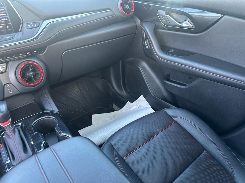 Chevrolet Blazer Vehicle Full-screen Gallery Image 16