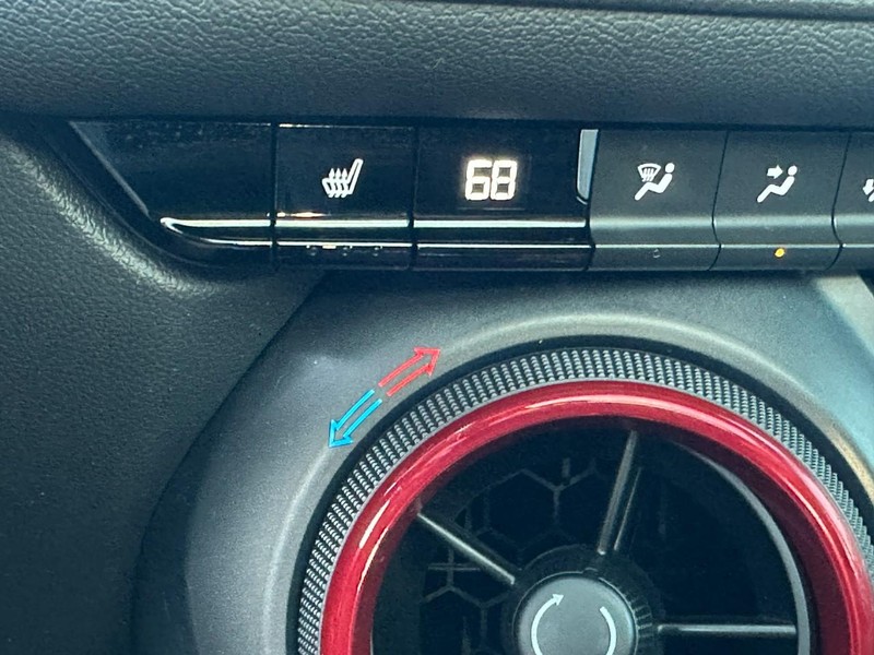 Chevrolet Blazer Vehicle Full-screen Gallery Image 23