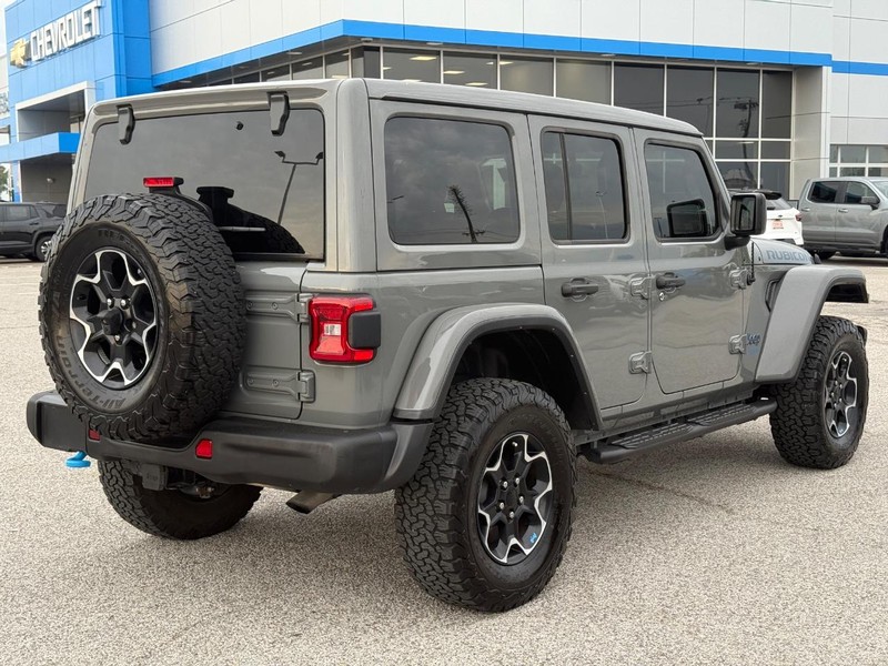 Jeep Wrangler 4xe Vehicle Full-screen Gallery Image 5