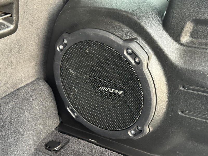 Jeep Wrangler 4xe Vehicle Full-screen Gallery Image 7