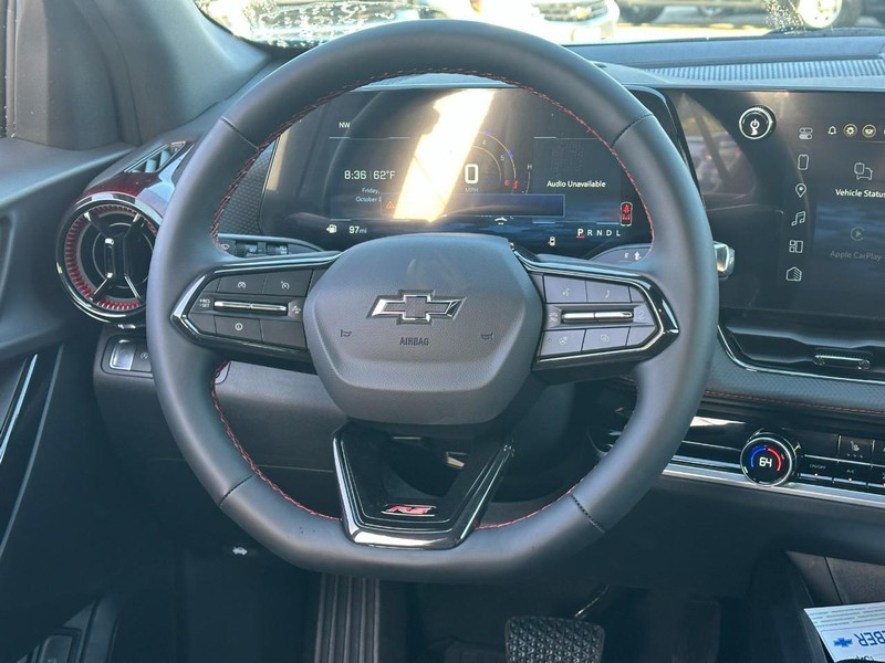 Chevrolet Equinox Vehicle Full-screen Gallery Image 6