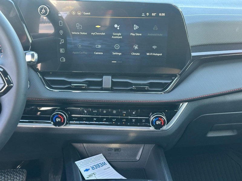 Chevrolet Equinox Vehicle Full-screen Gallery Image 7