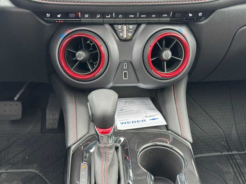 Chevrolet Blazer Vehicle Full-screen Gallery Image 9