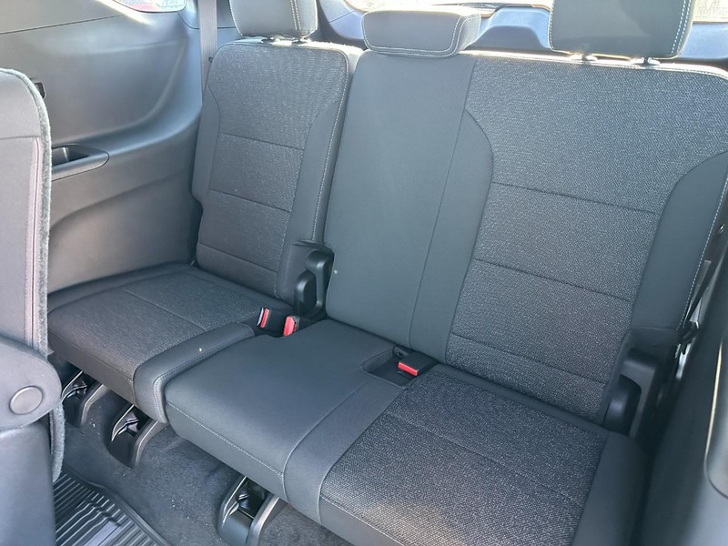 Chevrolet Traverse Vehicle Full-screen Gallery Image 5