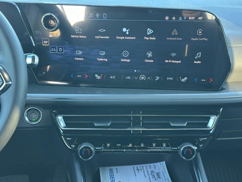 Chevrolet Traverse Vehicle Full-screen Gallery Image 9