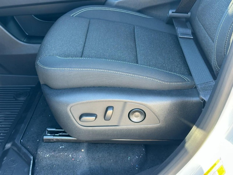 Chevrolet Traverse Vehicle Full-screen Gallery Image 12