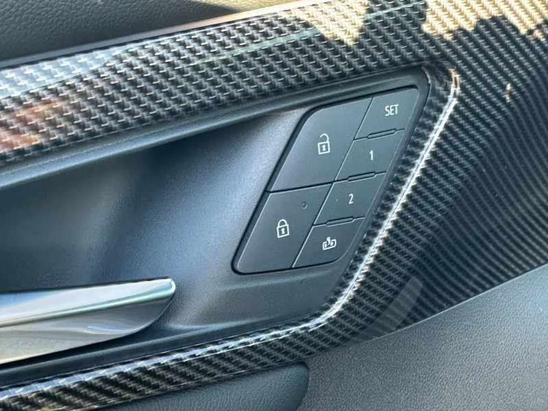 Chevrolet Traverse Vehicle Full-screen Gallery Image 12