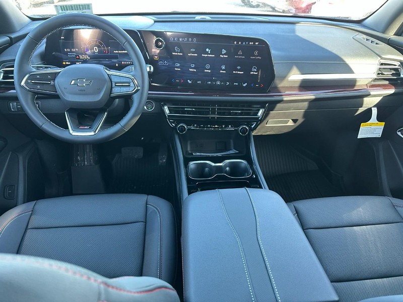 Chevrolet Traverse Vehicle Full-screen Gallery Image 6