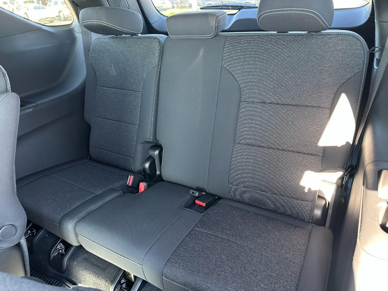 Chevrolet Traverse Vehicle Full-screen Gallery Image 5