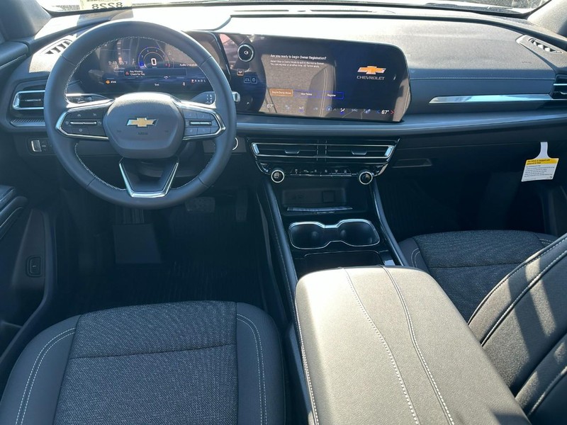 Chevrolet Traverse Vehicle Full-screen Gallery Image 6