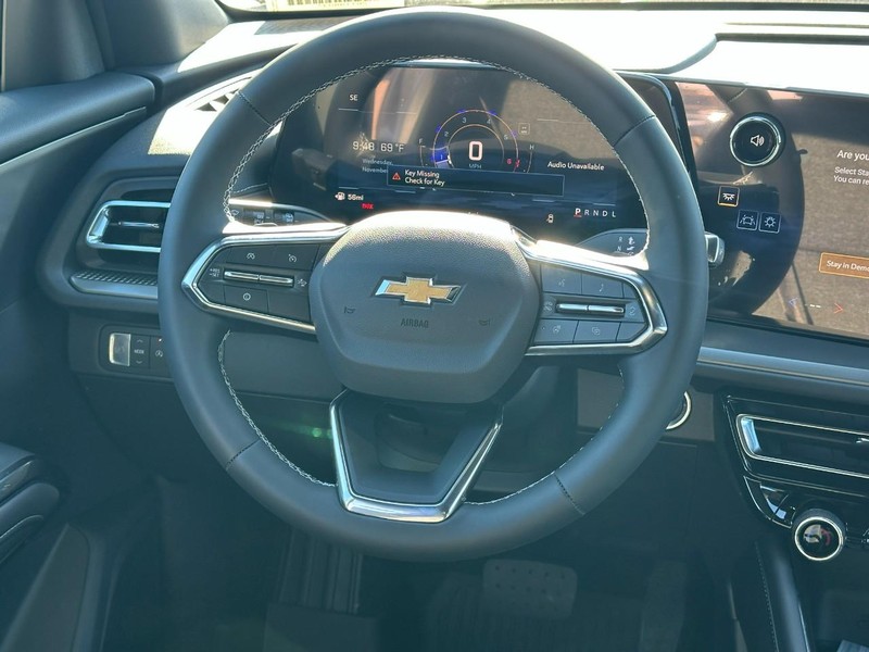 Chevrolet Traverse Vehicle Full-screen Gallery Image 7