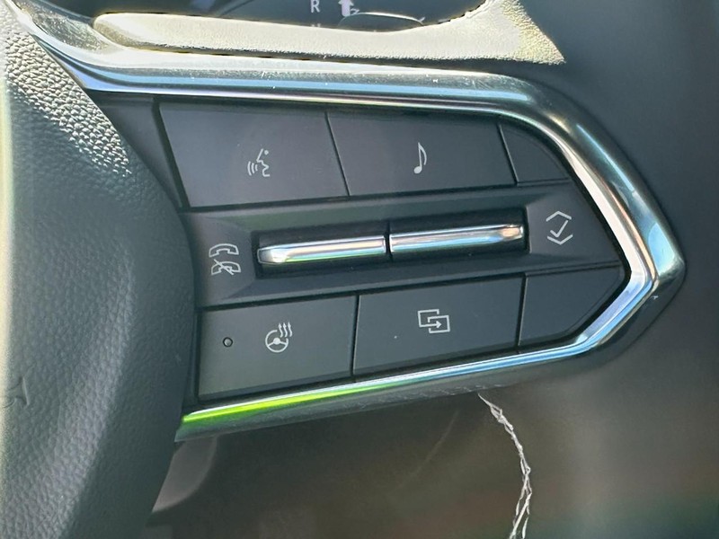 Chevrolet Traverse Vehicle Full-screen Gallery Image 13