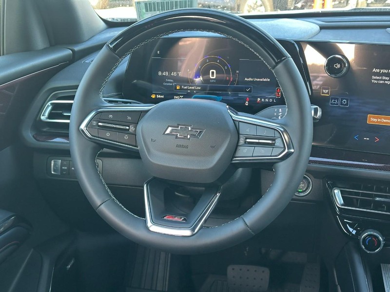 Chevrolet Traverse Vehicle Full-screen Gallery Image 8