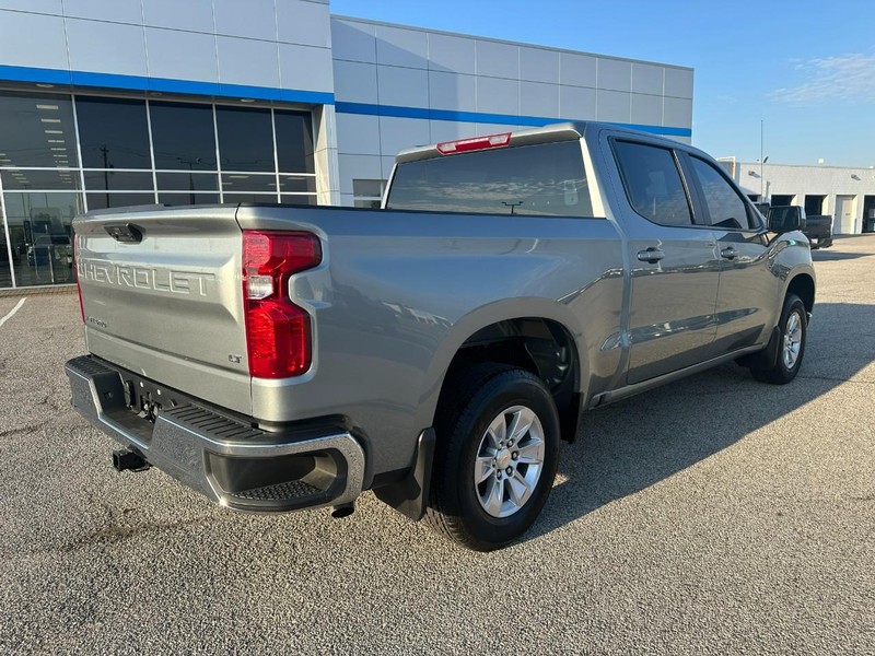 Chevrolet Silverado 1500 Vehicle Full-screen Gallery Image 6