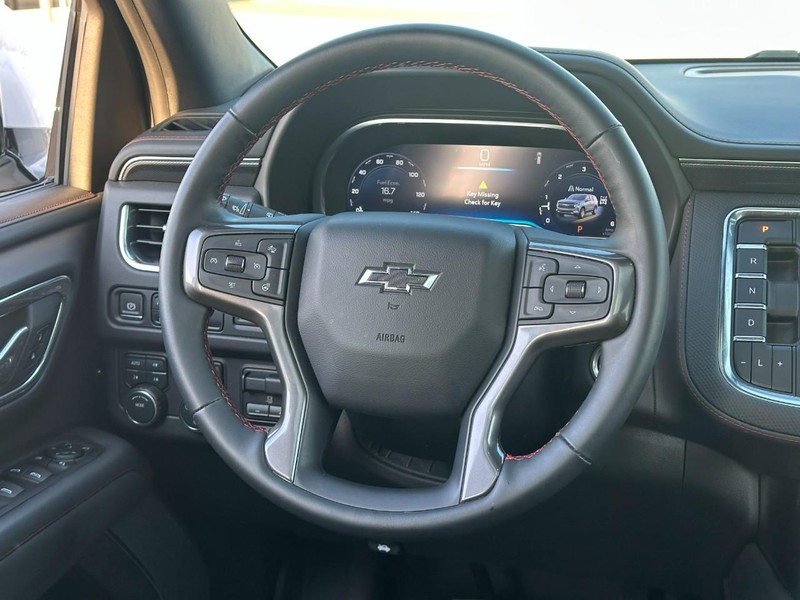 Chevrolet Tahoe Vehicle Full-screen Gallery Image 15