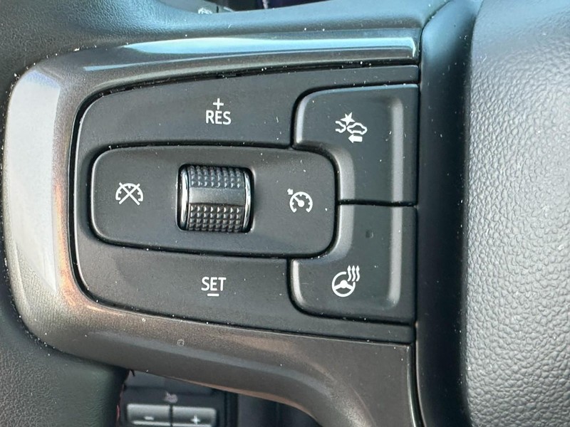 Chevrolet Tahoe Vehicle Full-screen Gallery Image 22