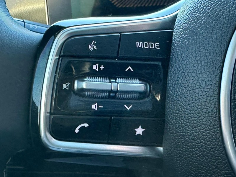 Kia Sorento Vehicle Full-screen Gallery Image 20