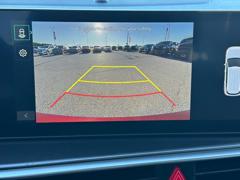 Kia Sorento Vehicle Full-screen Gallery Image 26