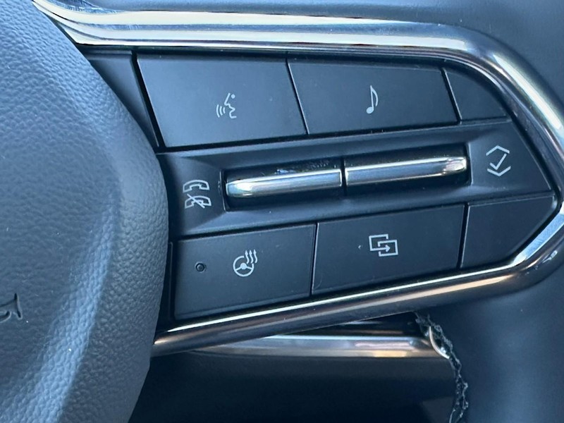 Chevrolet Equinox Vehicle Full-screen Gallery Image 12