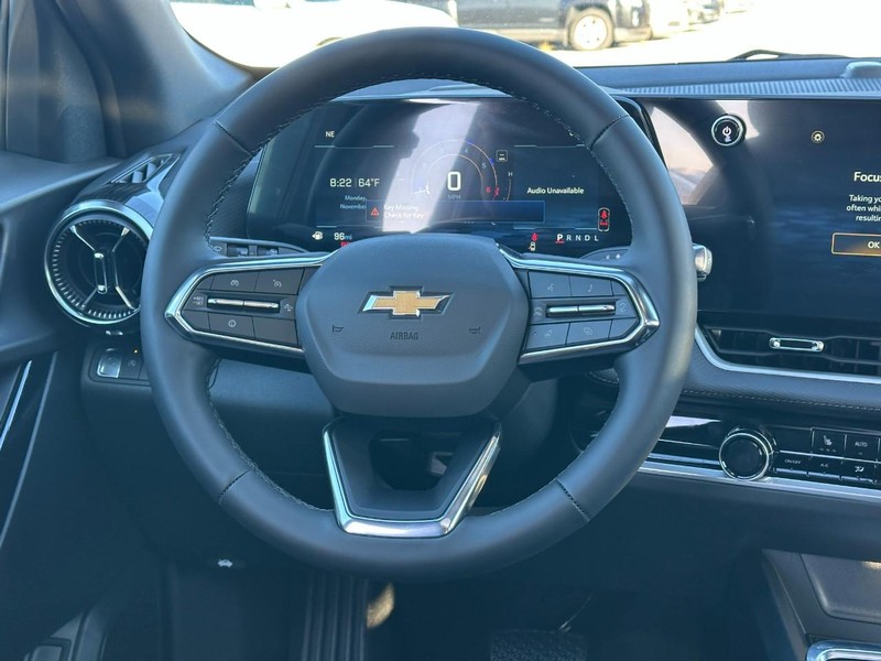 Chevrolet Equinox Vehicle Full-screen Gallery Image 7